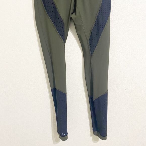 lululemon green mesh zipper high waisted leggings size 2 - Picture 3 of 8